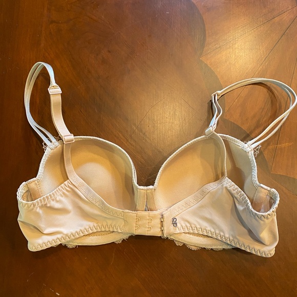 Simone Perele Delice 3D Molded Bra 30DD/30E in Nude | Pre-Loved Condition - Picture 3 of 4